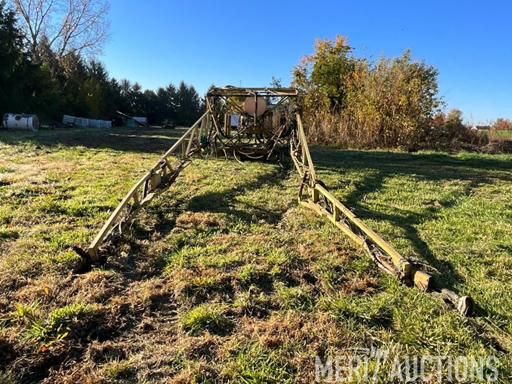 70ft.-sprayer-boom-image-10