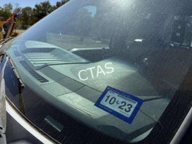 2011-ford-f350-image-31