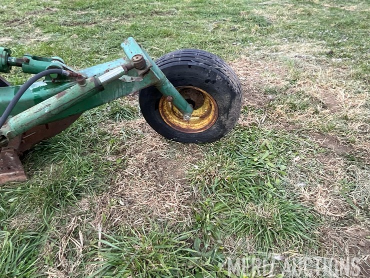 john-deere-2700-image-27