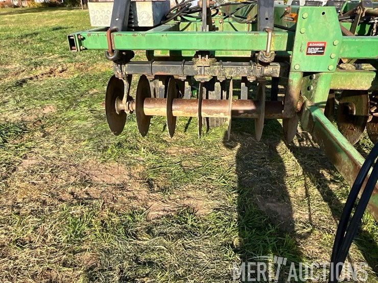 john-deere-714-image-13