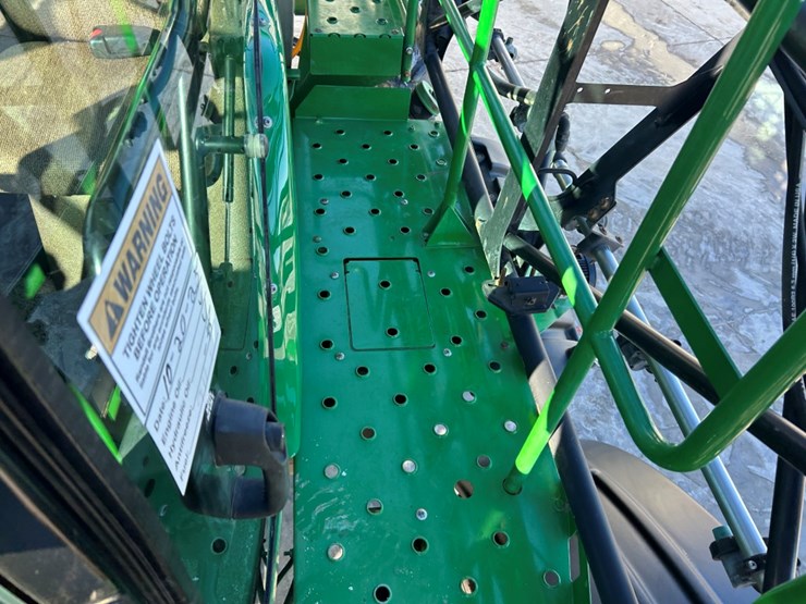 2013-john-deere-4940-image-65