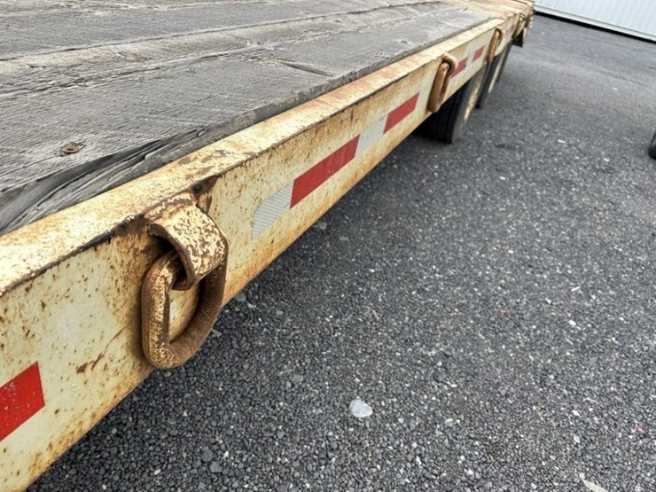 1993-interstate-24'-t/a-equipment-trailer-image-18