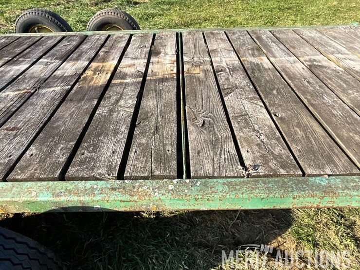 john-deere-implement-trailer-image-23