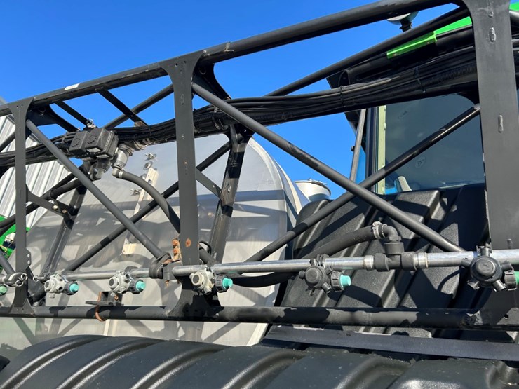 2013-john-deere-4940-image-14