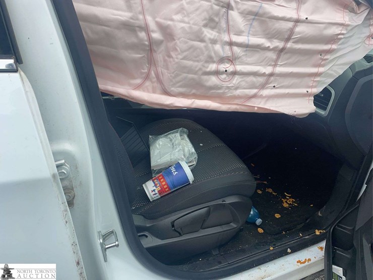 2017-chevrolet-equinox-image-22