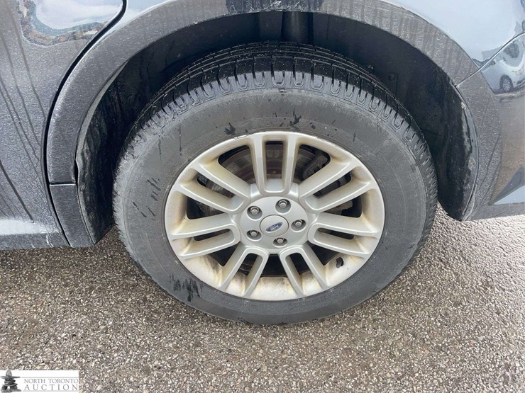 2013-ford-flex-image-21