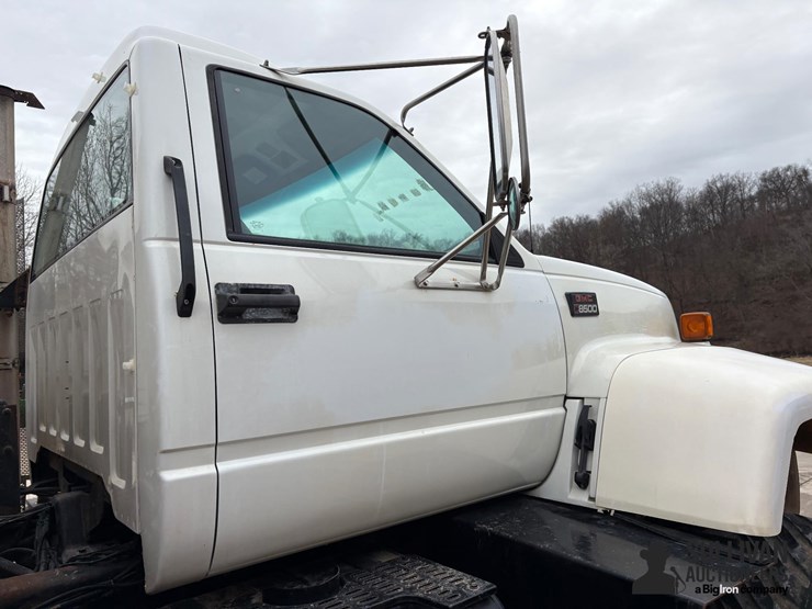 1999-new-leader-l3020-image-9