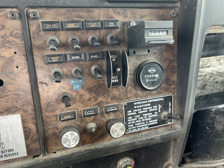 1987-kenworth-w900s-image-36