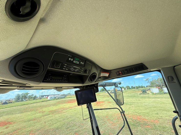 #24-•-claas-740-image-18