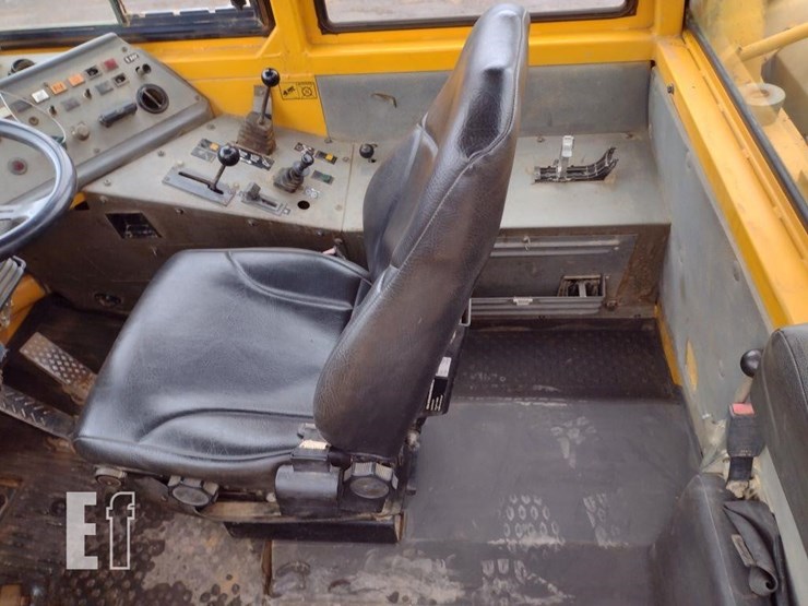 2001-volvo-a25c-image-16