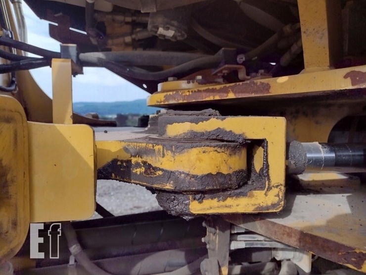 caterpillar-930g-image-30