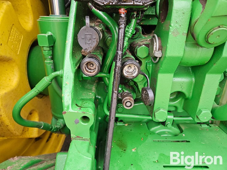 2014-john-deere-8345r-image-12