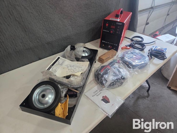 black-widow-358mp-plasma-cutter-image-3