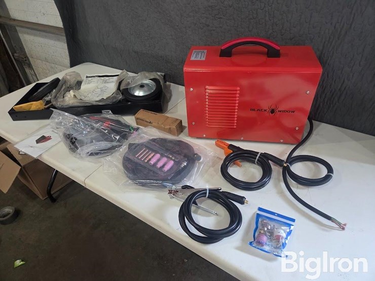 black-widow-358mp-plasma-cutter-image-1