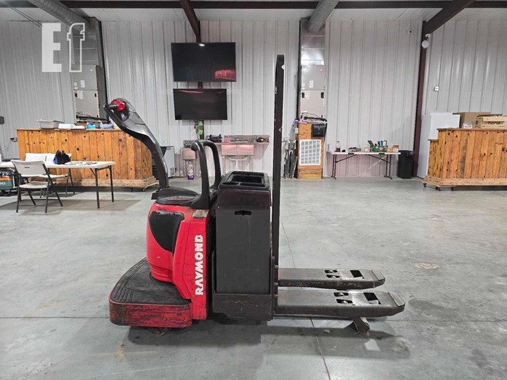 raymond-8410-image-6