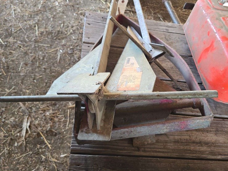 3-boat-super-hookers-image-2