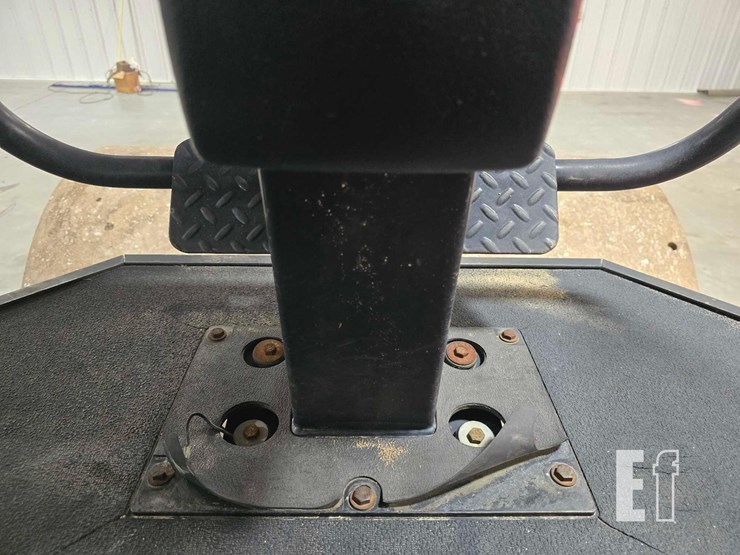 2013-caterpillar-cs44-image-21