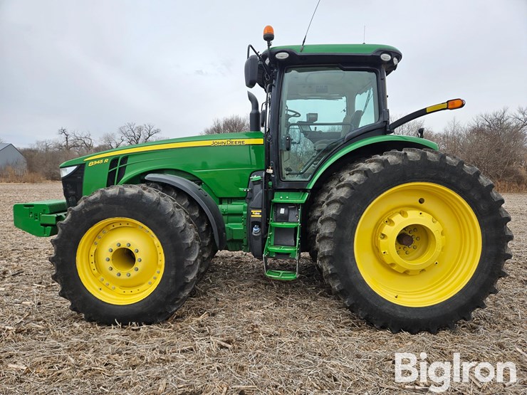 2014-john-deere-8345r-image-8