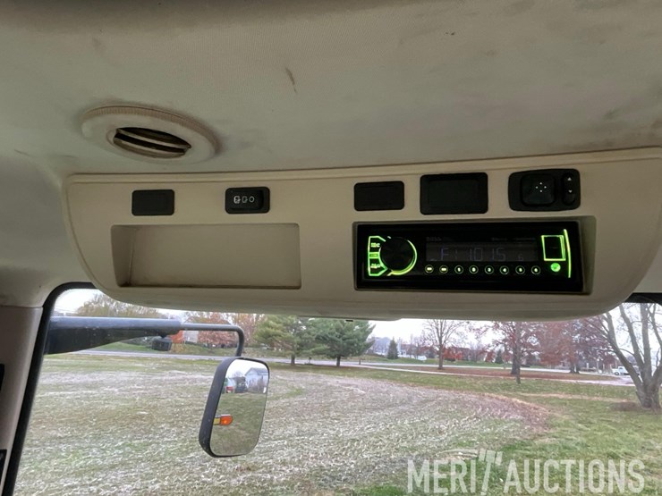 2010-john-deere-8345rt-image-49