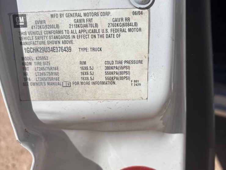 2004-chevrolet-silverado-2500hd-image-7