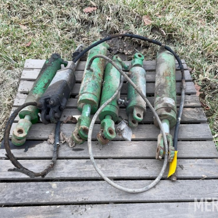 Quantity of Cylinders