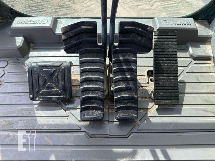 2023-xcmg-xe210u-image-14