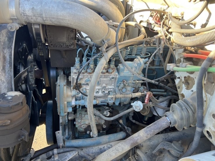 1996-international-4700-image-9