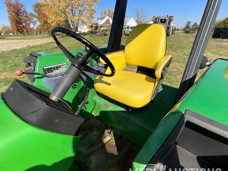 1995-john-deere-4455-image-32