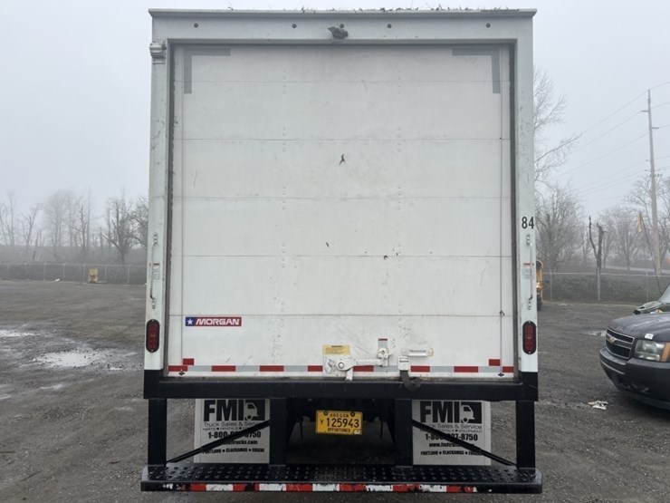 2020-hino-195-image-5