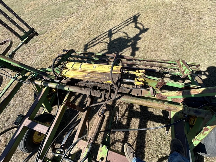 john-deere-1600-image-10