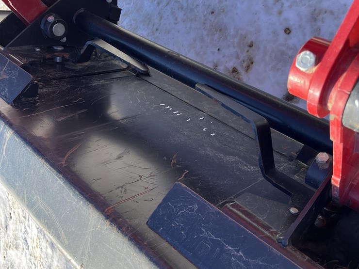 case-ih-100c-5825-image-21