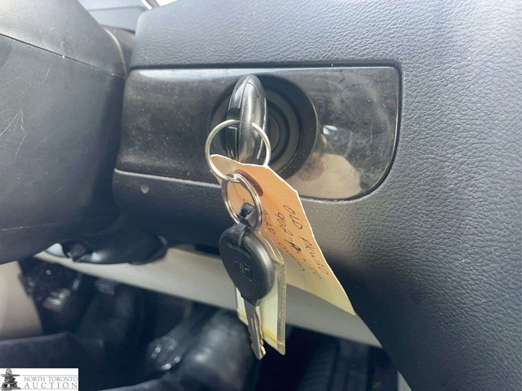 2020-dodge-grand-caravan-se-image-16