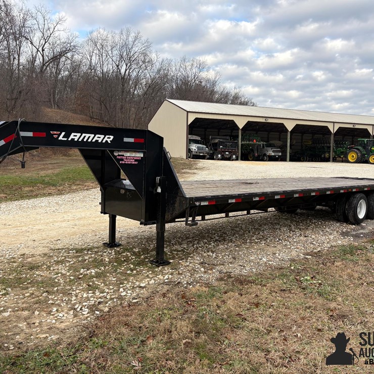 2018 Lamar FG02322C 32' T/A Gooseneck Flatbed Trailer