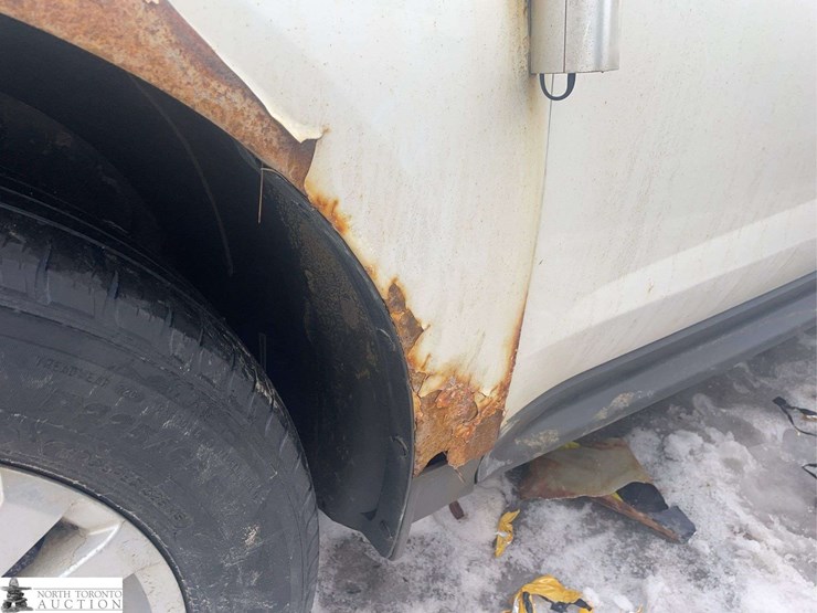 2015-chevrolet-equinox-image-30