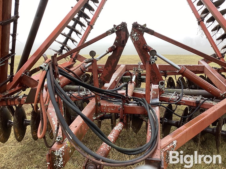 international-490-image-12