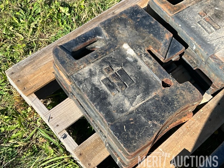 (3)-ih-suitcase-weights-image-11