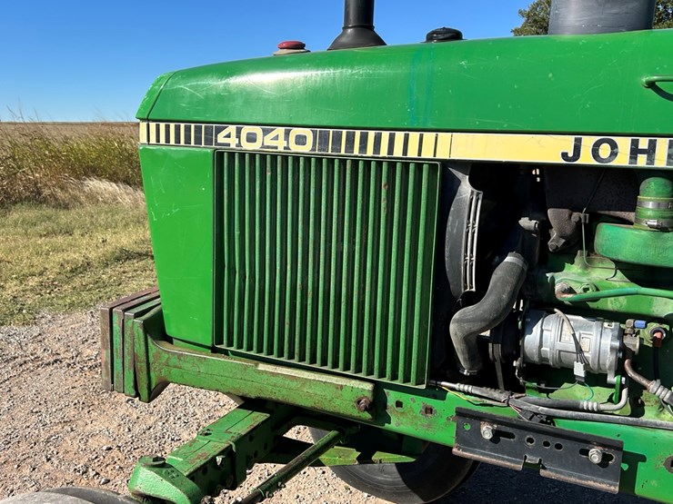 1982-john-deere-4040-image-15