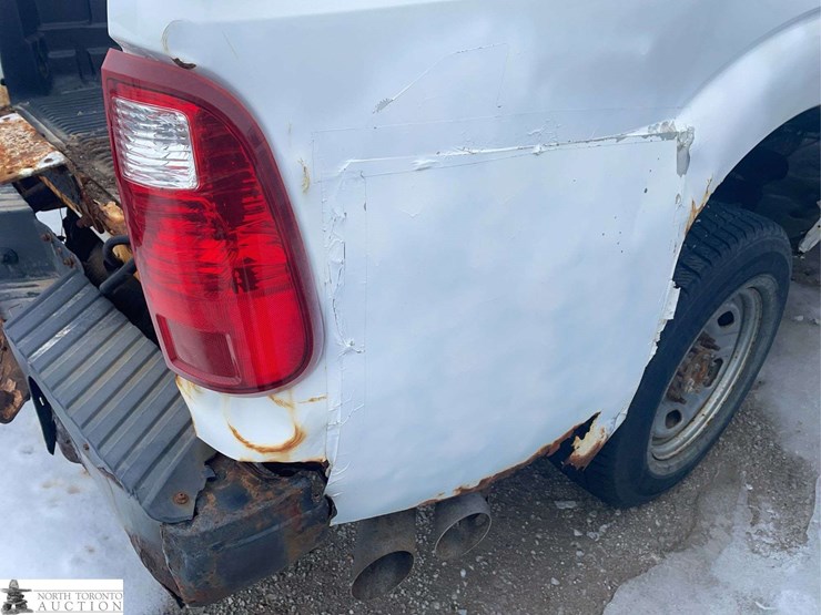 2011-ford-f250-image-29