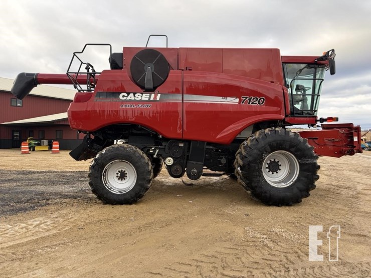 2012-case-ih-7120-image-6