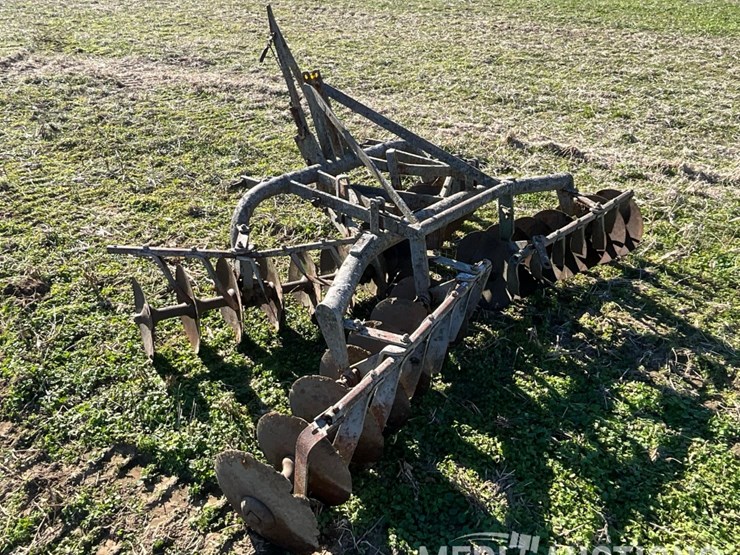 8ft.-3pt.-disc-image-3