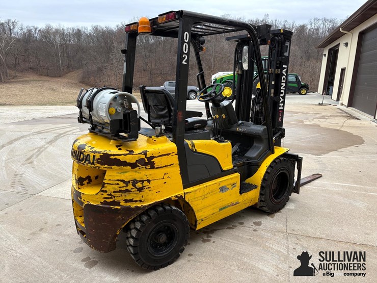 hyundai-30l-7m-image-5