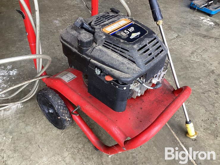 troy-bilt-2400psi-power-washer-image-9