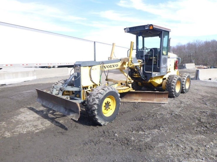 2004-volvo-g86-image-39