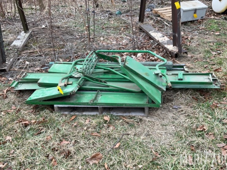 john-deere-tiptops-and-handles-image-1