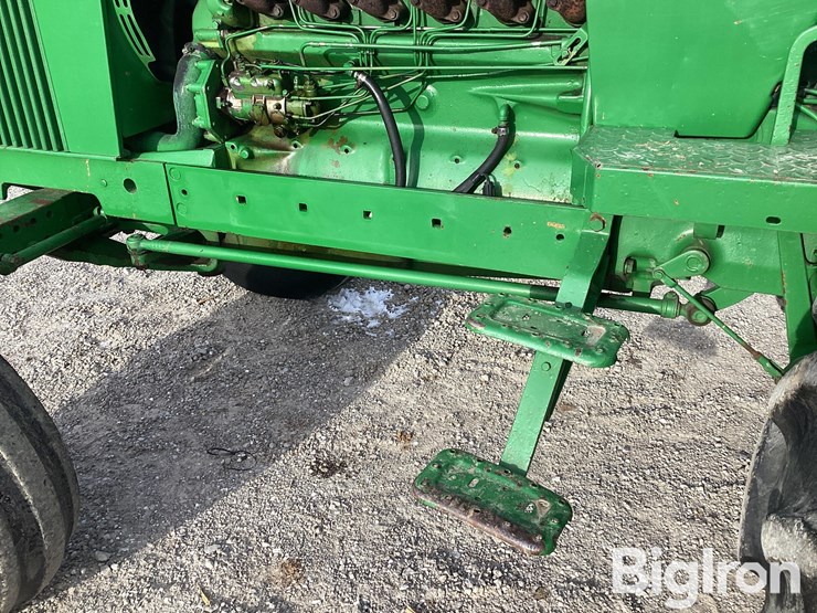 1977-john-deere-2840-image-14