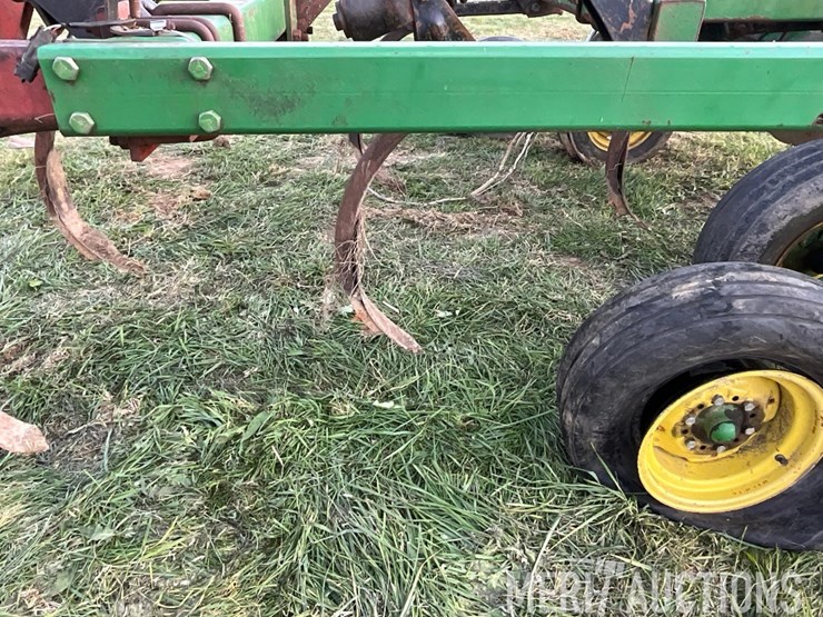 john-deere-714-image-30