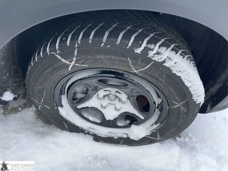 2025-ford-explorer-image-9