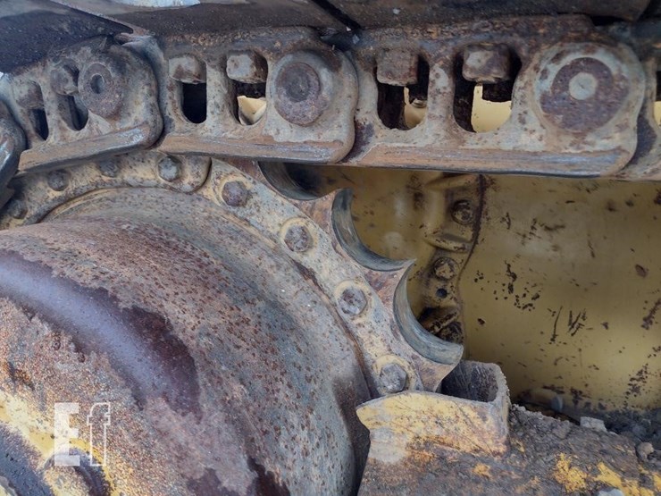 2005-caterpillar-d4g-xl-image-35