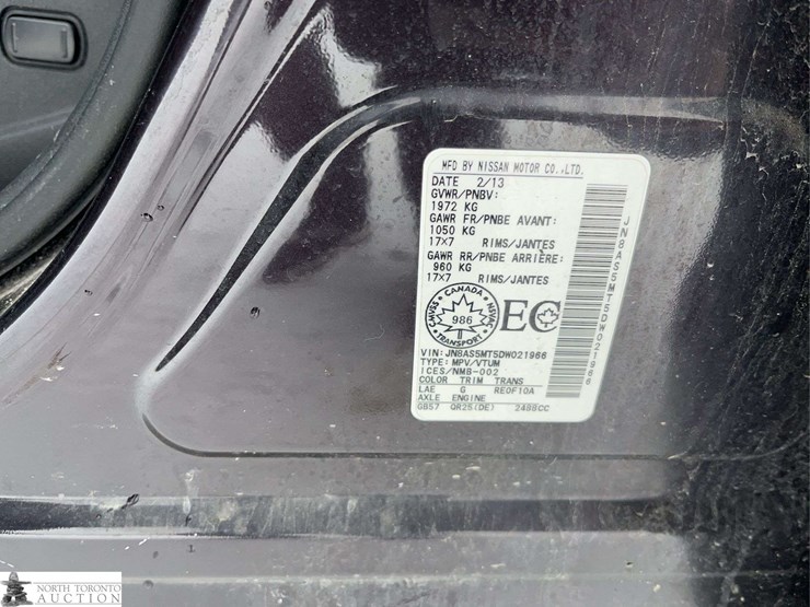 2013-nissan-rogue-image-14