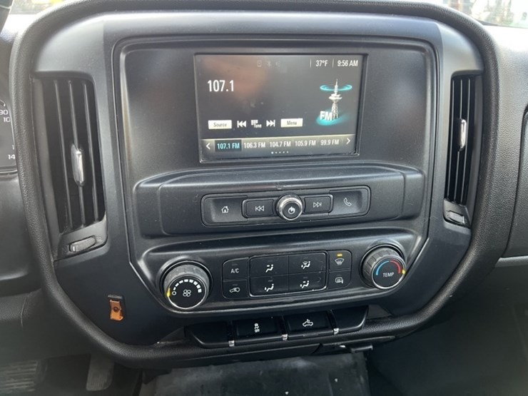 2016-chevrolet-silverado-1500-image-28